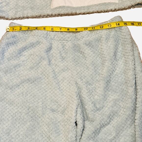 BearPaw Women’s Large light Blue Cozy Fleece Sleep Set with Jogger Style Pants - Picture 8 of 10